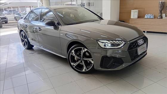 AUDI A4 2.0 TFSI MHEV S LINE S TRONIC AUDI A4 2.0 TFSI MHEV S LINE S TRONIC